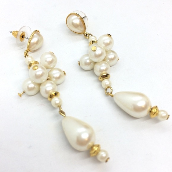 3/$30 VINTAGE 80S RUNWAY FAUX PEARL EARRINGS DROP DANGLE BAUBLE TEARDROP - Picture 5 of 14